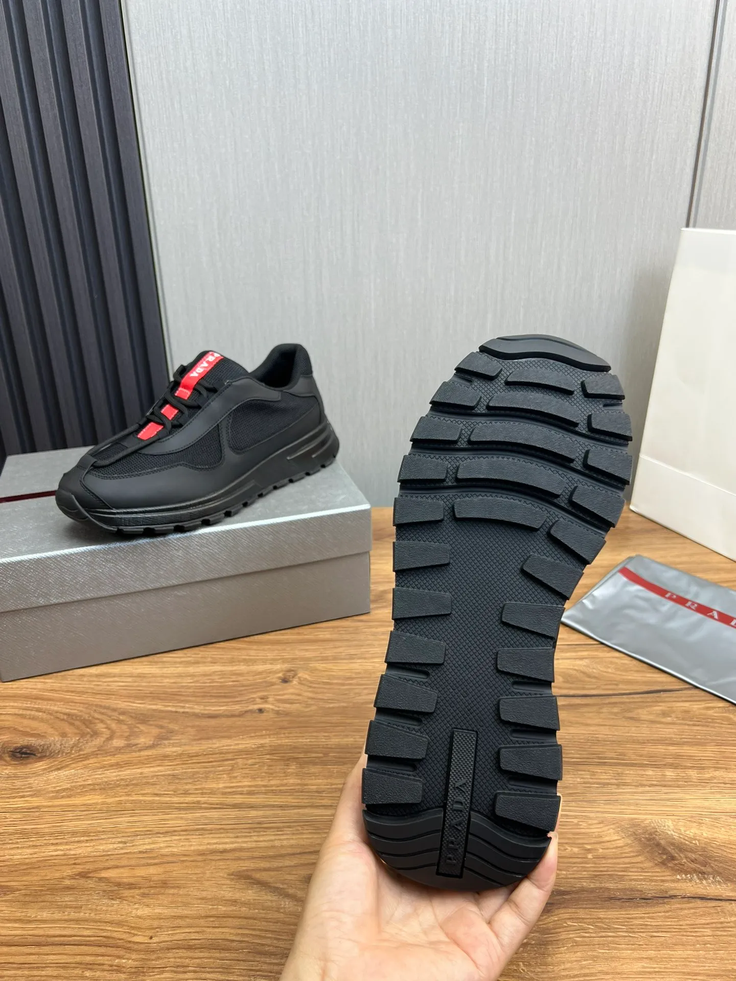 Men's shoes 💰540💰 [PRADA] Men's shoes are popular in the counter, official website is synchronized, 1 high-quality shipment ✔️Original fly-woven cowhide + cowhide lining, 1🆚1 replica, original sole, 38-45 (45 customized, non-refundable)